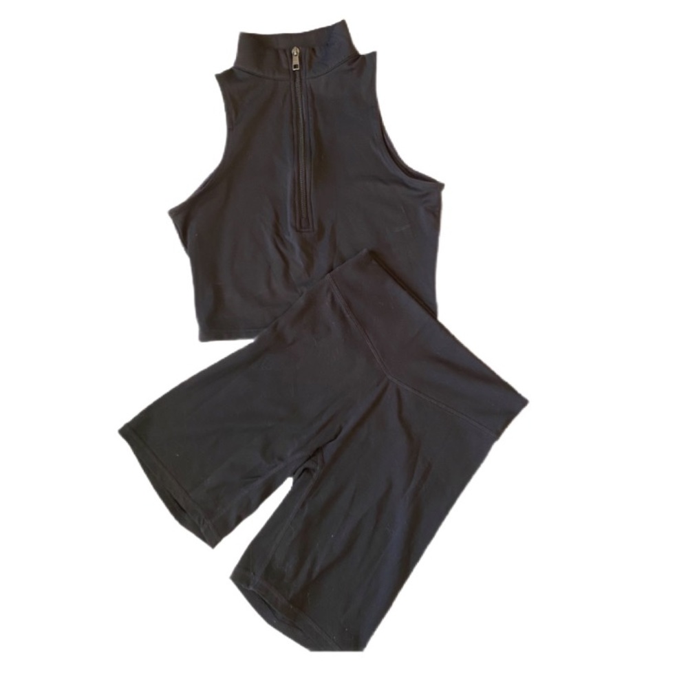 Balance Athletica Black Sleeveless Full Zip Top and Bike Shorts Bundle